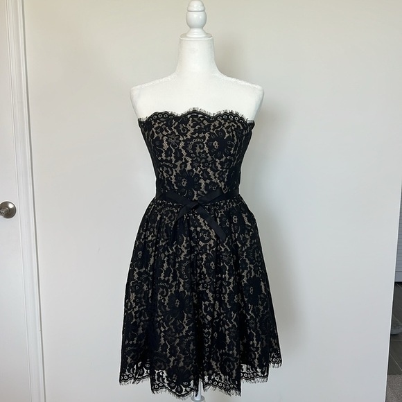 Robert Rodriguez Black Lace Strapless Fit Flare Mini Cocktail Dress Size 8 - Picture 1 of 17